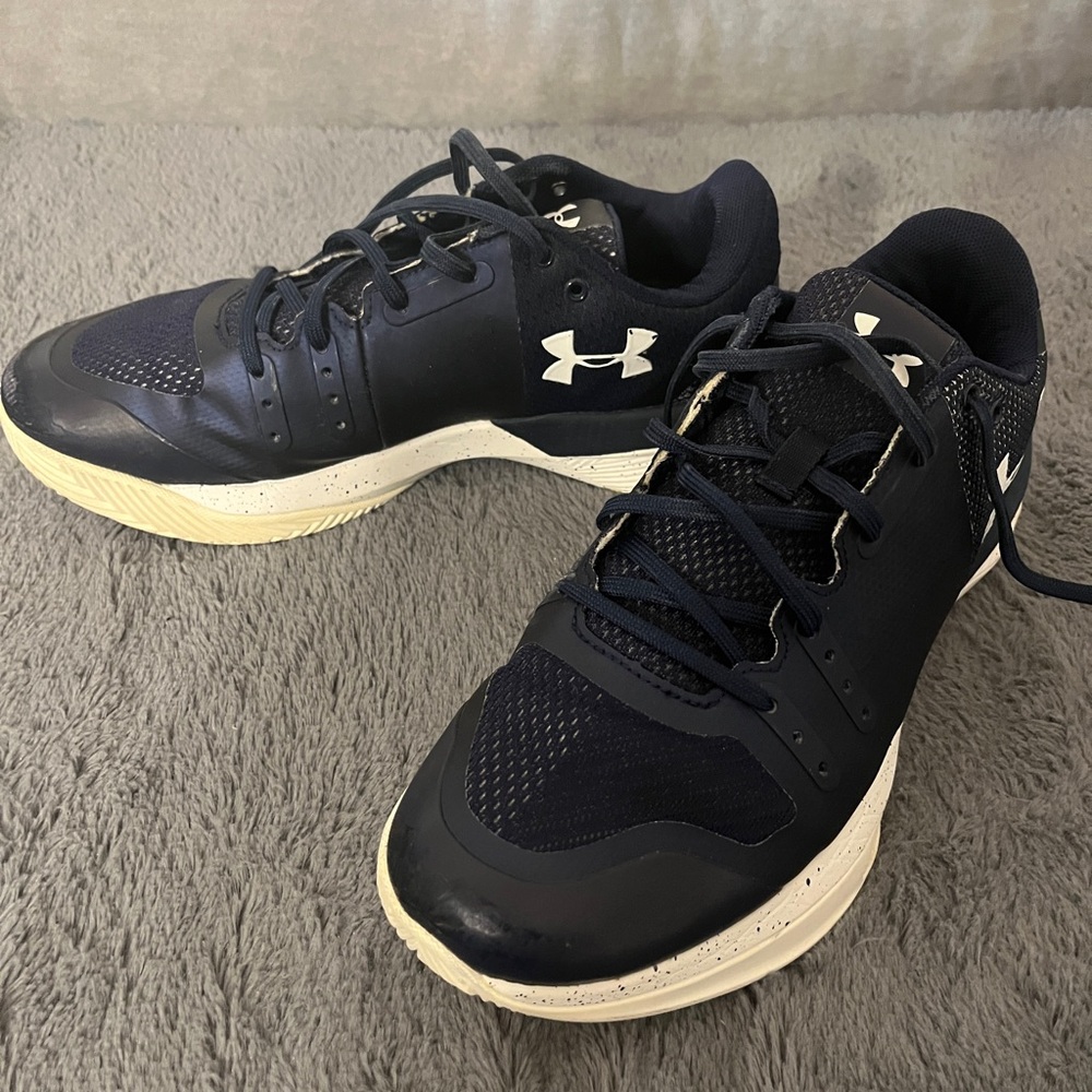 Under Armour Blue and White Athletic Shoes Like new Lightweight Design